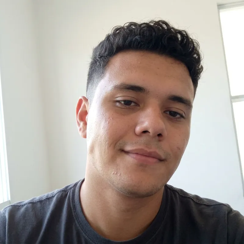Pedro depois de algumas semanas com o LOOKSMAX PACK
